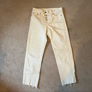 Cream White Button Fly Levi’s Wedgie Jeans Size 24 Raw Hem